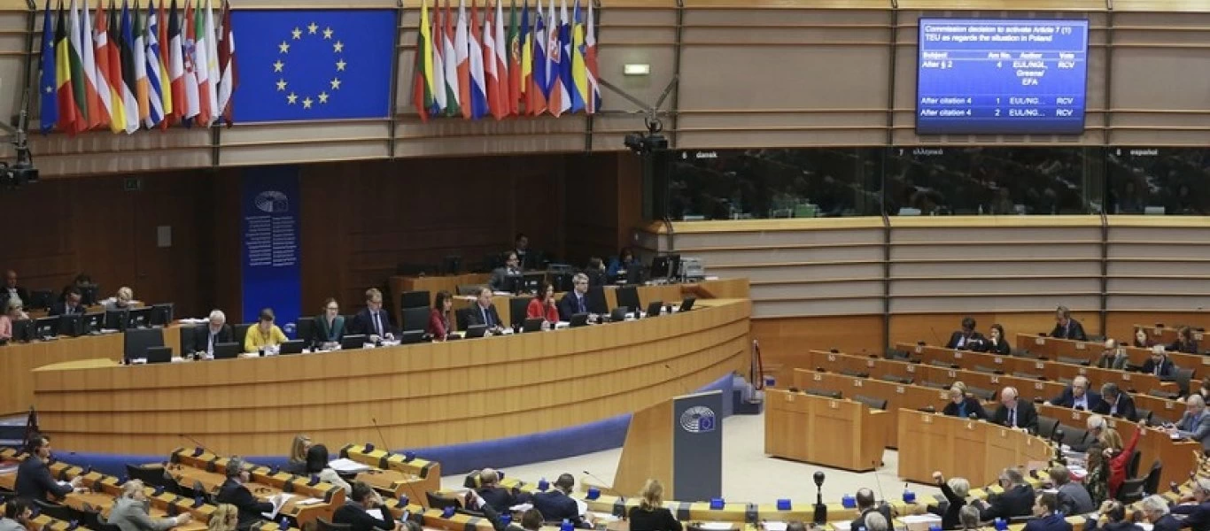 Αδιανόητο: Οι Έλληνες ευρωβουλευτές -πλην τριών- καταψήφισαν πρόταση χαρακτηρισμού των Γκρίζων Λύκων ως «τρομοκρατών»!